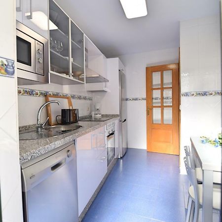 Apt Puerto Malagueta Solo Familias Malaga Luaran gambar